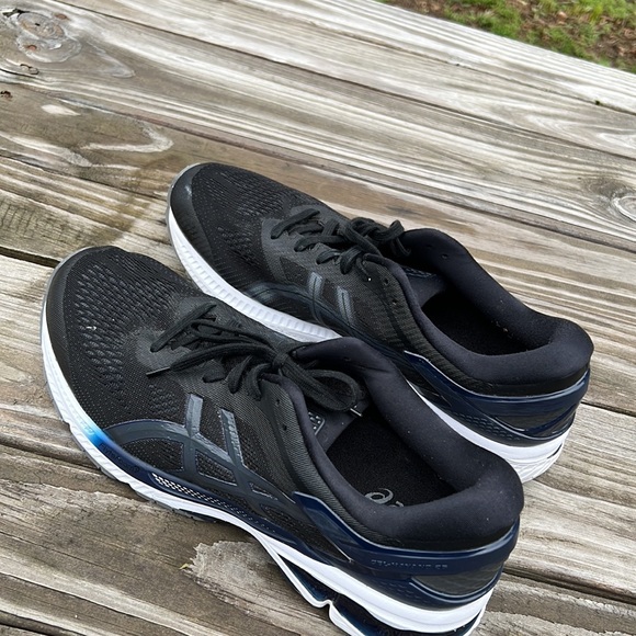 EASICS - Picture 2 of 8